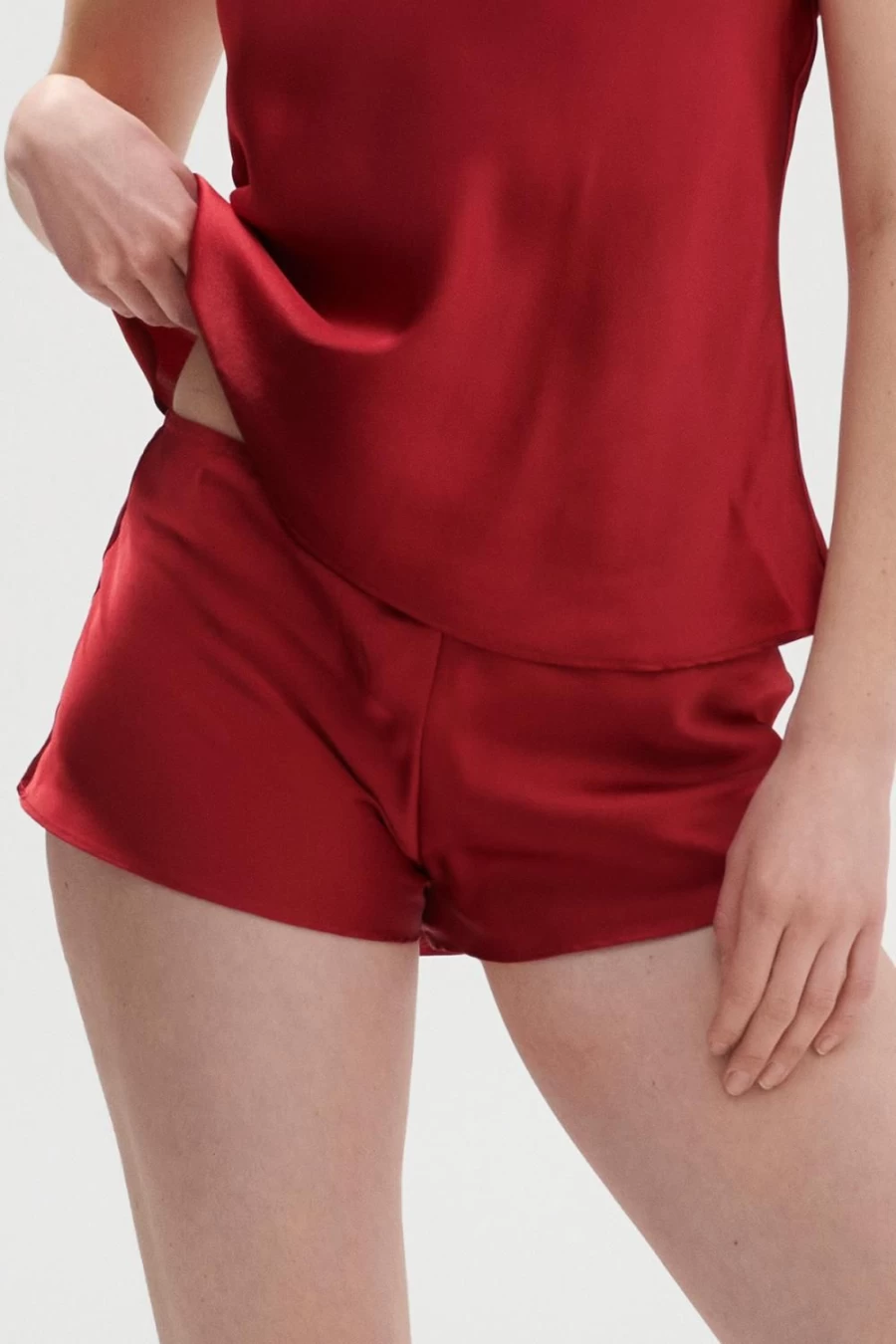 Simone Pérèle Dream Silk Short in Tanga Red - Luxurious Women's Underwear