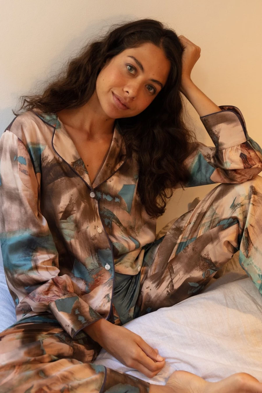 Fable & Eve Soho Abstract Print Pyjama Set - Multi Color Luxury Sleepwear