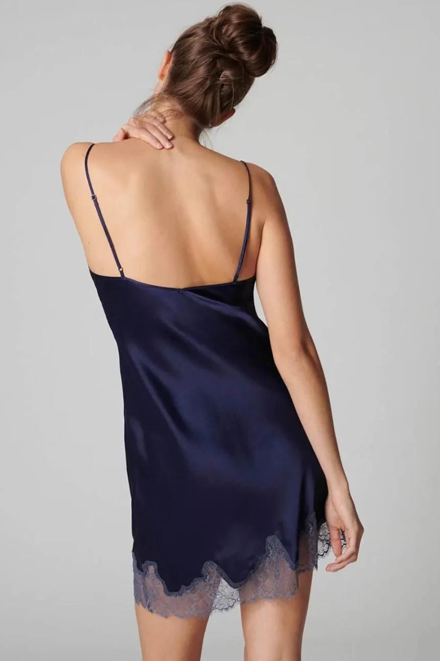 Simone Pérèle Midnight Nocturne Silk Nightdress - Luxurious Women's Sleepwear