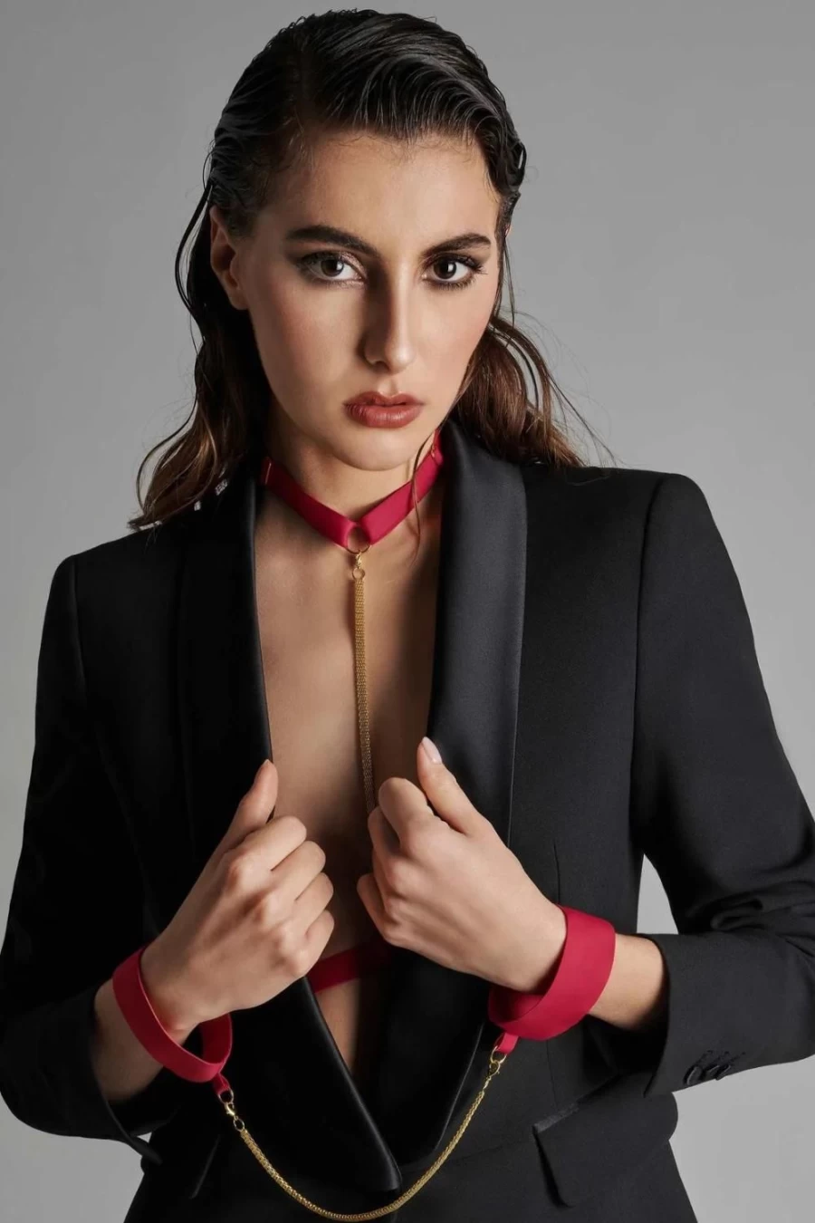 "Maison Close Tapage Nocturne Red Cuffs – Luxury Erotic Accessories"