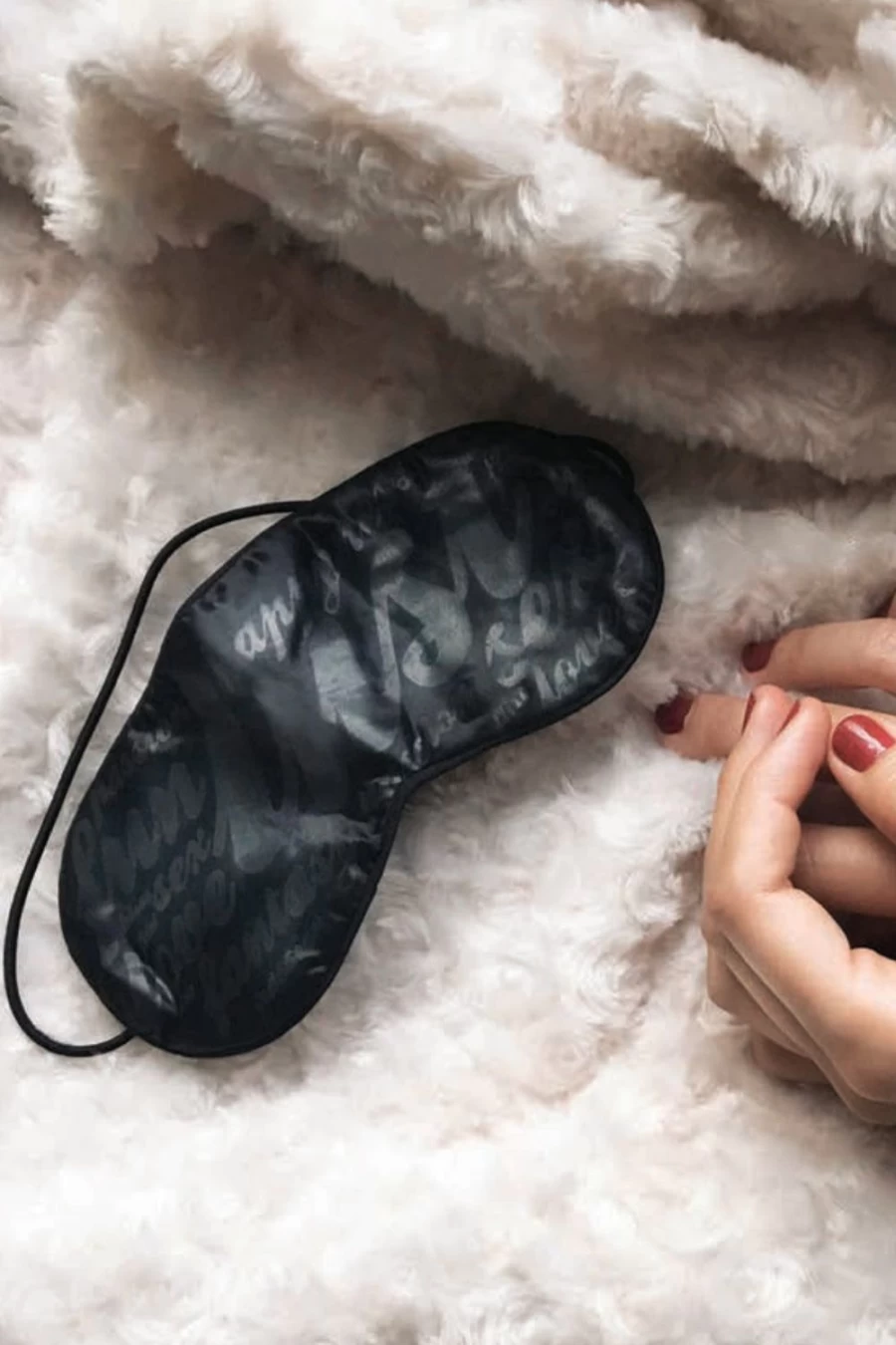 "Bijoux Indiscrets Black Blind Passion Mask – Sensual Elegant Eye Cover"