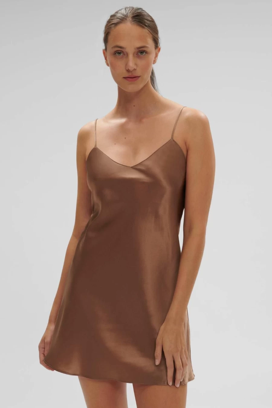 Simone Pérèle Macchiato Dream Silk Nightdress - Luxurious Women's Sleepwear